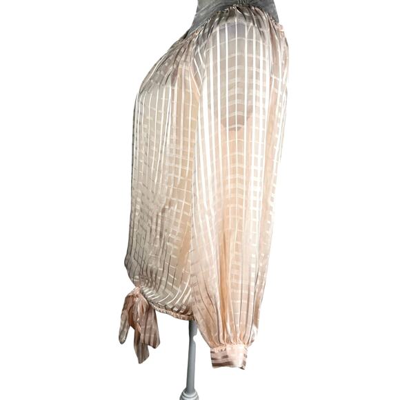 Vince Camuto Peach Balloon Hem Blouse Top Medium Romance OS - Picture 10 of 13